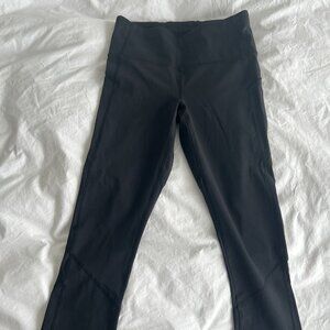 Lululemon Small Black Cropped Workout Leggings